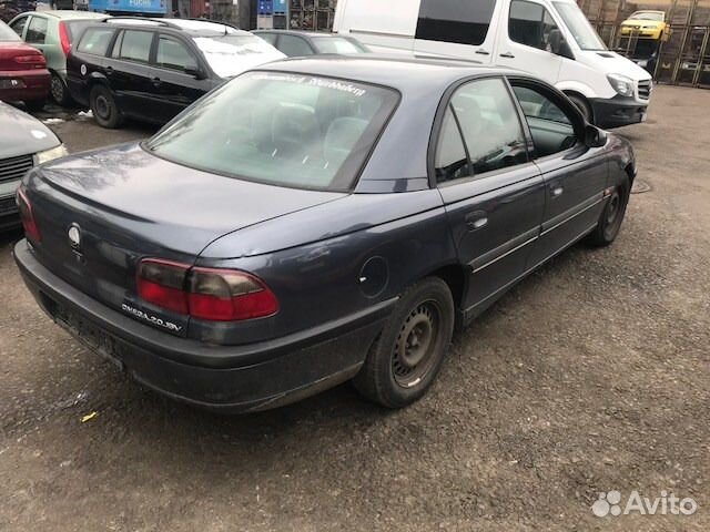 Дверь капот фара бампер Opel Omega B