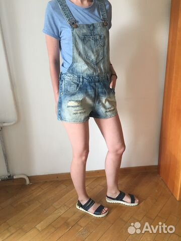 Джинсовый комбинезон Джинсовый комбинезон
