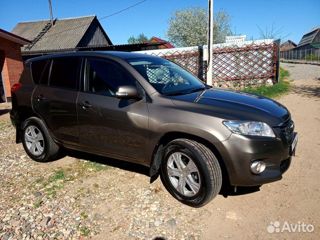 Toyota RAV4 2.0 AT, 2011, 80 000 км