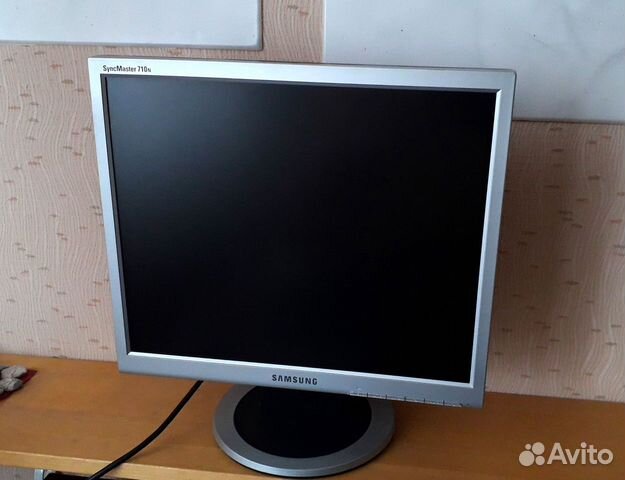 Монитор SAMSUNG Sync Master 710n