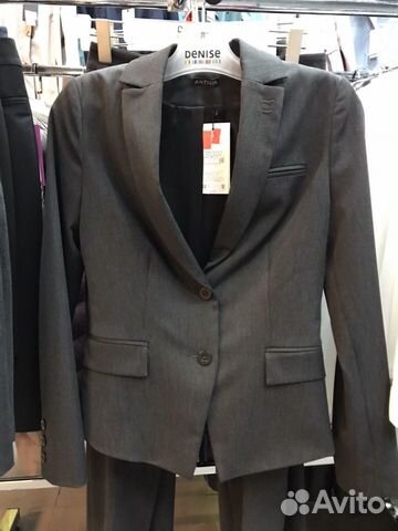 Пиджак школьный новый