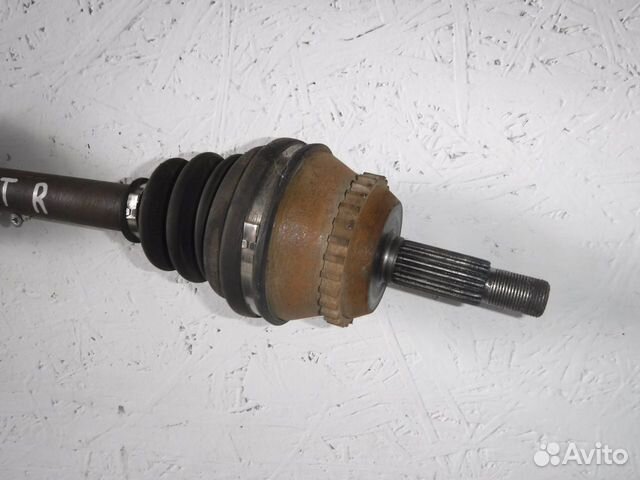 Полуось передняя правая Renault Safrane 2 2.5 ат Полуось передняя правая Renault Safrane 2 2.5 ат