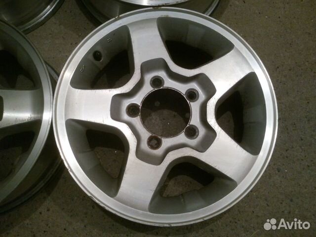 Оригинал Suzuki R16 5x139,7