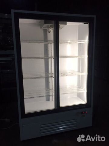 Холодильный шкаф 127х56 см с подсветкой б/у