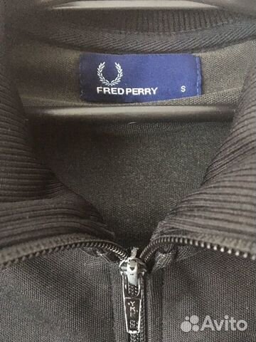 Олимпийка Fred Perry лампасы Олимпийка Fred Perry лампасы