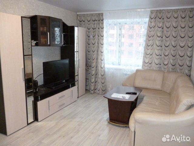1-к квартира, 42 м², 2/10 эт.