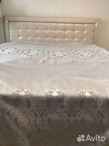Кровать 180/200 с подъемным механизмом Кровать 180/200 с подъемным механизмом