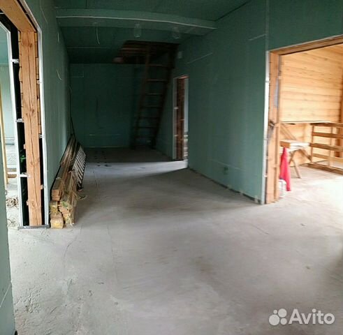 Дом 210 м² на участке 10 сот.