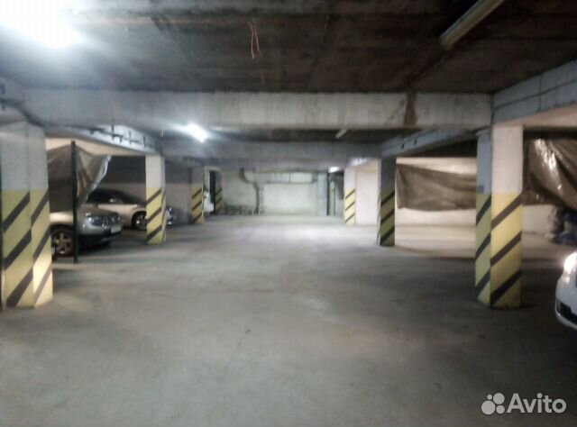 Машиноместо, 16 м²