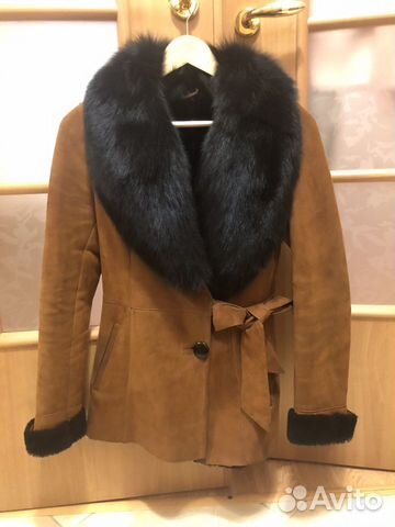 Продаётся зимняя дубленка (короткая) Продаётся зимняя дубленка (короткая)