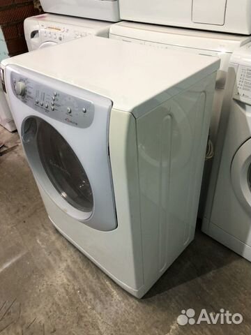 Стиральная машина б/у Hotpoint-Ariston Aquatis