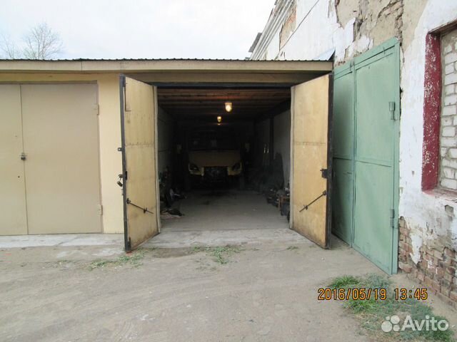 Гараж, > 30 м²
