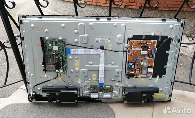 Телевизор samsung UE40H5270 (Разбор)(По запчастям)