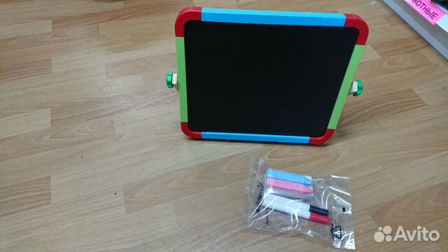 Продаю настольный мольберт для рисования Продаю настольный мольберт для рисования