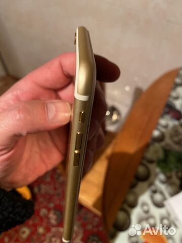 Телефон iPhone