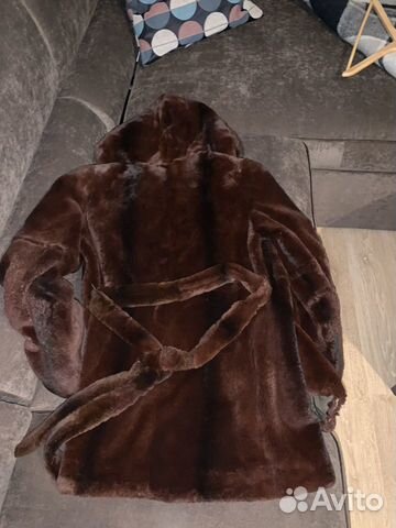 Полушубок стриженный бобёр, капюшон норка Полушубок стриженный бобёр, капюшон норка