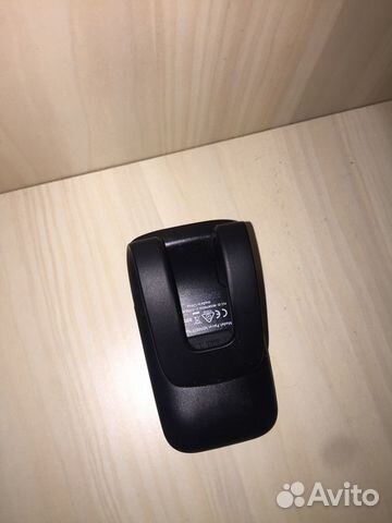 Устройство громкой связи в автомобиле Parrot minik Устройство громкой связи в автомобиле Parrot minik