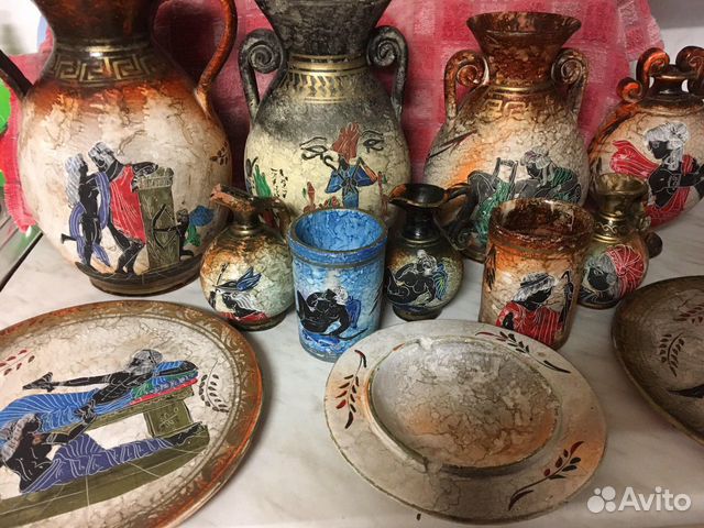 Глиняная посуда с росписью