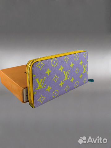 Женский кошелек LV