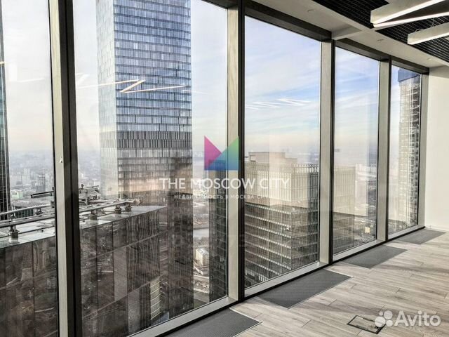 Офисное помещение, 704 м²