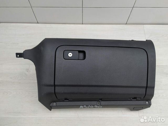 Бардачок 1K1857101M VW Golf VI 2009-2013 Бардачок 1K1857101M VW Golf VI 2009-2013