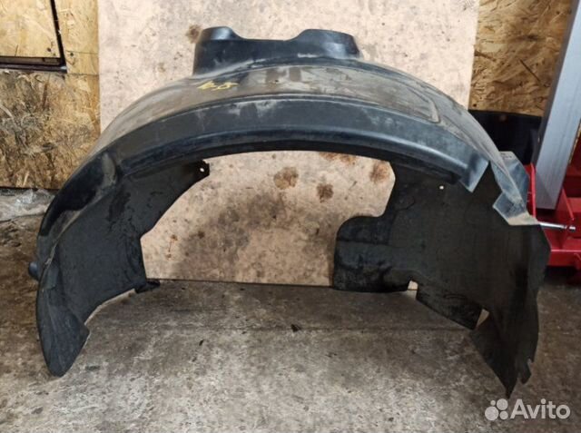 Подкрылок передний правый Ford Focus 3 2011-2018 Подкрылок передний правый Ford Focus 3 2011-2018