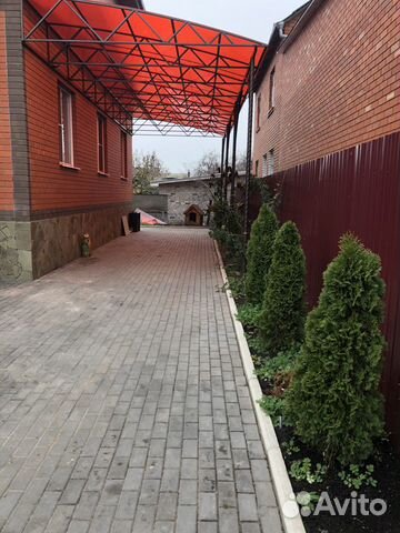 Коттедж 258 м² на участке 5 сот.