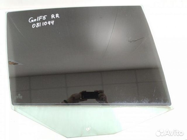 Стекло заднее правое 1K6845026B VW Golf V 2003-200 Стекло заднее правое 1K6845026B VW Golf V 2003-200