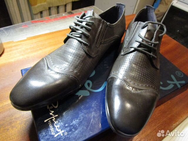 Новые нарядные ботинки