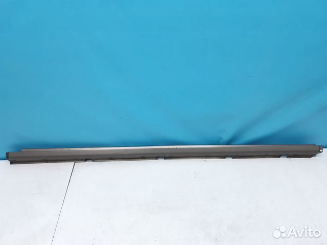 Накладка порога правая Hyundai Grand Starex 1