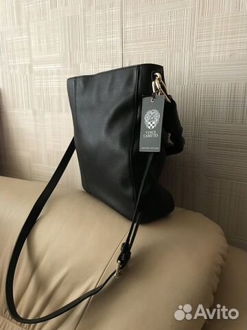 Новая кожаная сумка Vince Camuto Новая кожаная сумка Vince Camuto
