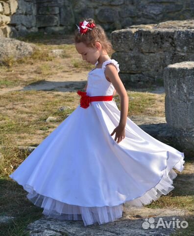 Платье нарядное/вечернее для девочки,рост 116-122 Платье нарядное/вечернее для девочки,рост 116-122