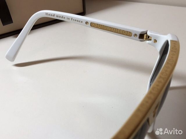 Louis Vuitton Evidence 240w Louis Vuitton Evidence 240w