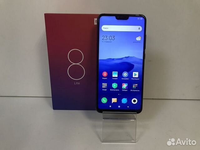 Мобильный телефон Xiaomi Mi 8 Lite 4/64GB Мобильный телефон Xiaomi Mi 8 Lite 4/64GB