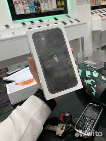 Телефон iPhone 11 64GB A2221 (год гарантии)