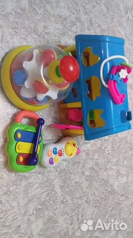 Продам развивающую игрушку