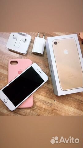 iPhone 7 32GB Gold идеальное состояние