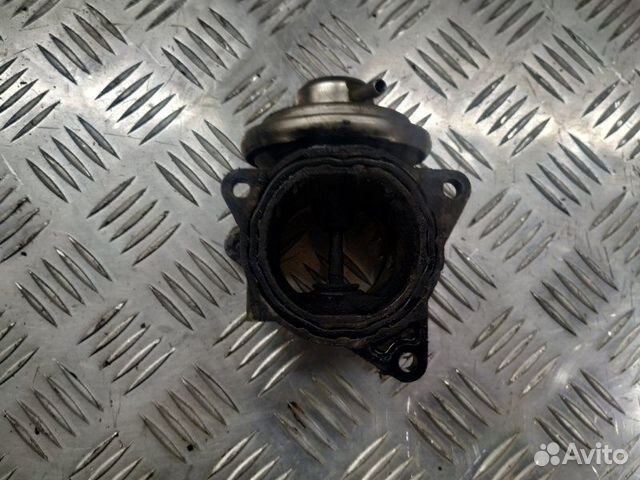 Клапан EGR Vw Touran BKC 2004 Клапан EGR Vw Touran BKC 2004
