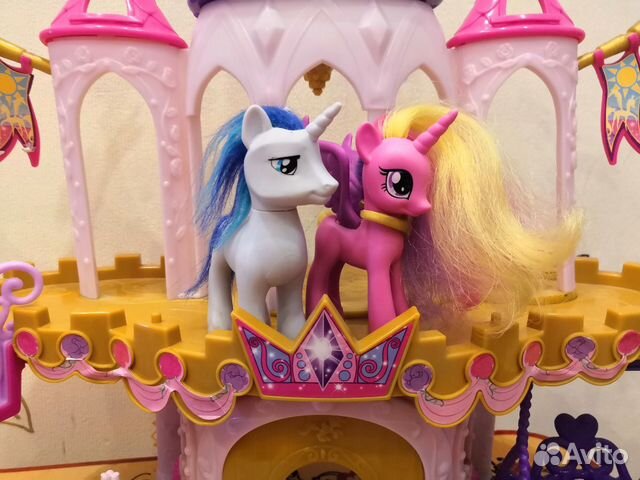 My Little Pony замок и лошадки