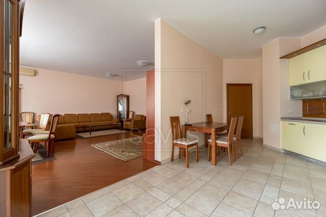 3-к квартира, 142 м², 2/8 эт.