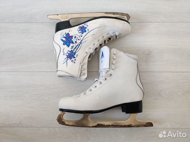 Коньки женские 39 размер