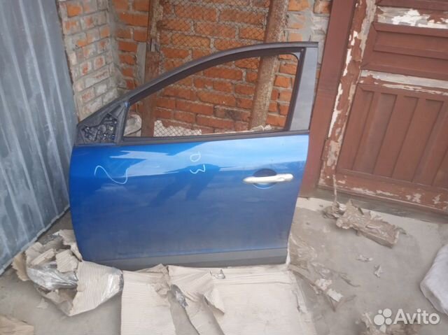Дверь передняя левая для Renault Megane III 2009г