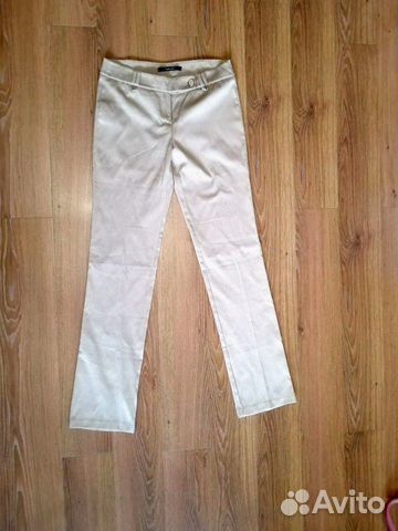 Штаны брюки 44-46 р. бежевый цвет. новые Штаны брюки 44-46 р. бежевый цвет. новые