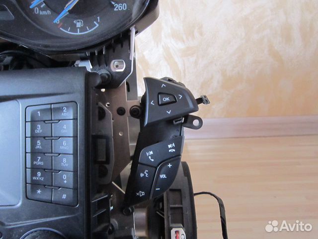 Ford Mondeo 5 правые переключатели на руле. Новые Ford Mondeo 5 правые переключатели на руле. Новые