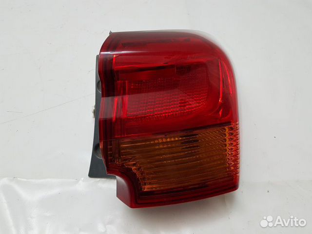 Фонарь правый Kia Rio 3 Фонарь правый Kia Rio 3