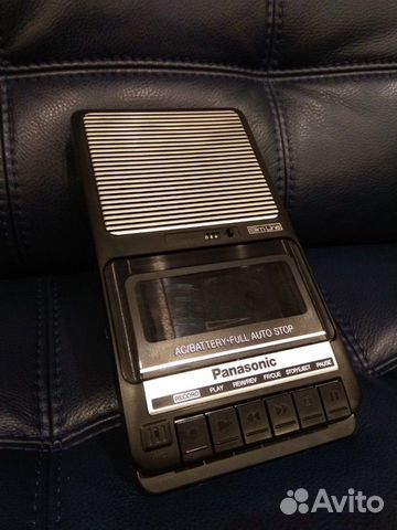 Портативный, кассетный магнитофон panasonic RQ 210 Портативный, кассетный магнитофон panasonic RQ 210