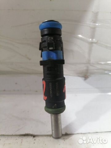 Форсунка топливная Chevrolet Aveo T300 1.6 Форсунка топливная Chevrolet Aveo T300 1.6