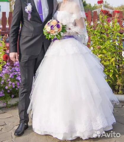 Свадебное платье и мужской костюм Свадебное платье и мужской костюм