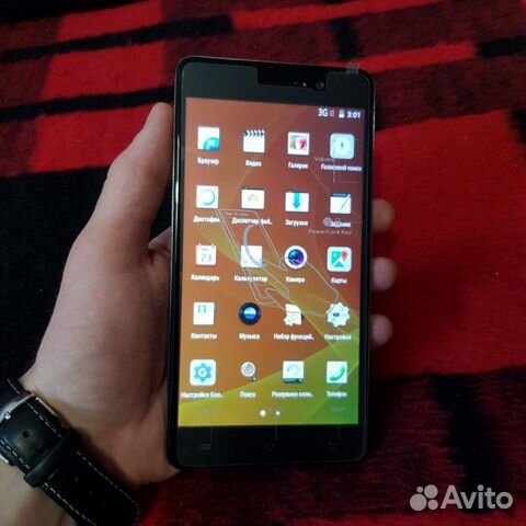 Смартфон Newton 5,5