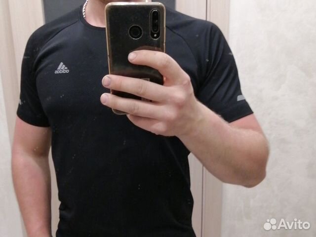Футболка adidas Футболка adidas